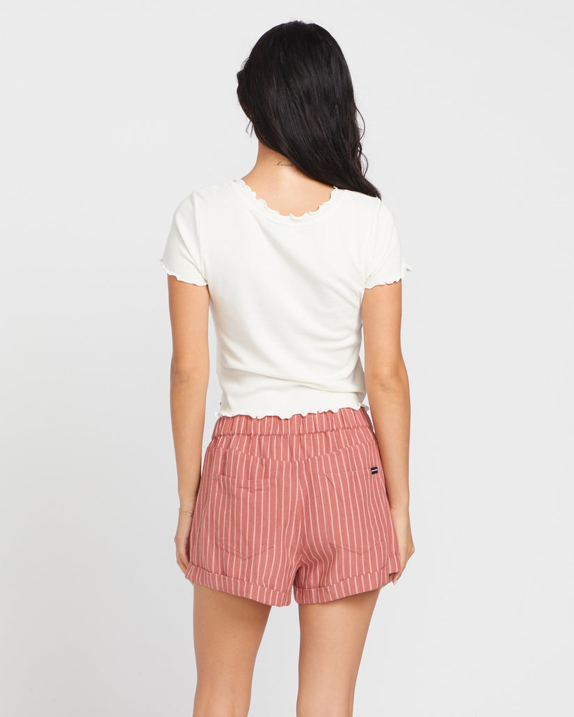 Sunday Strut Shorts - Mauve Rose