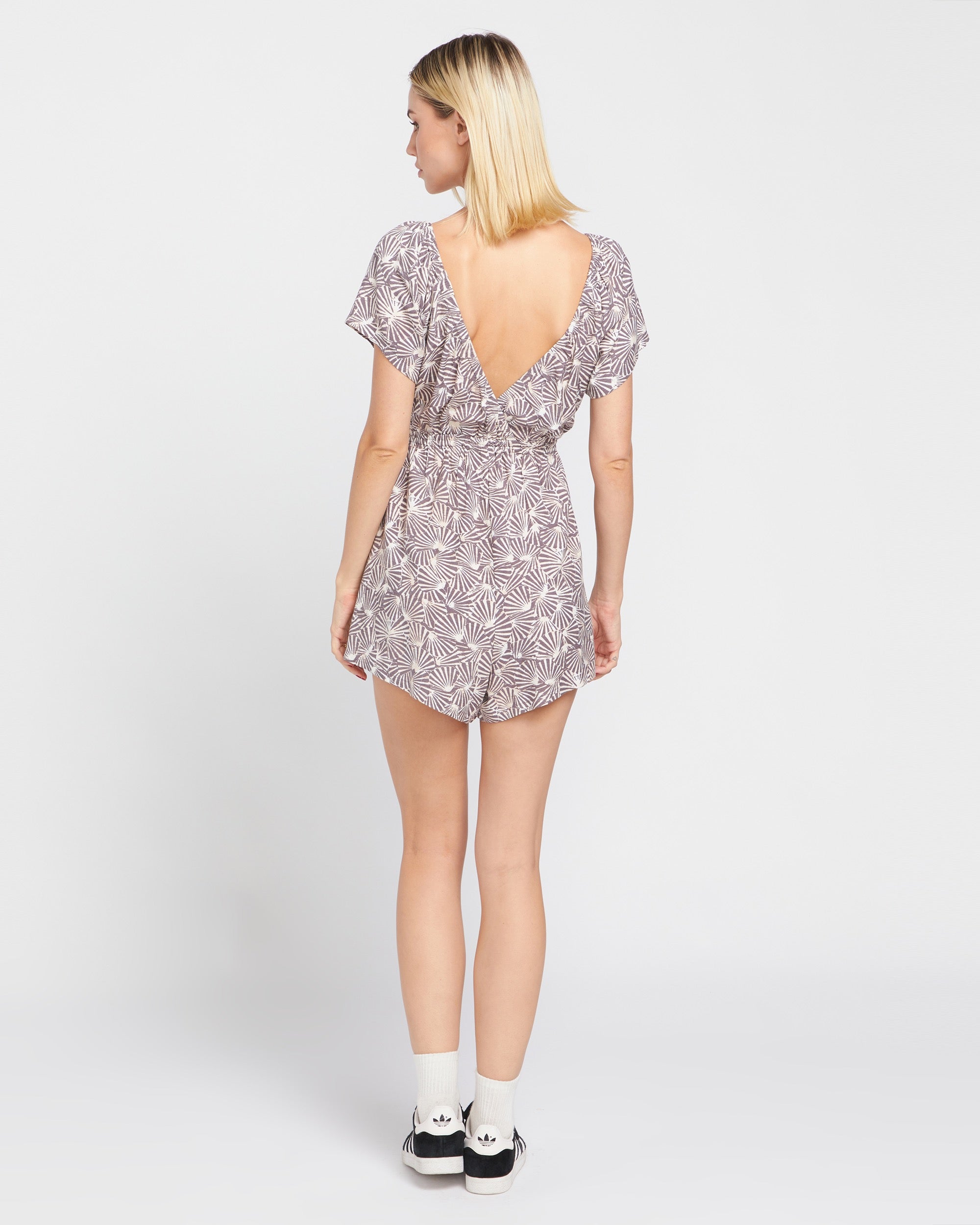 Wat Tha Shell Romper - Dark Grey