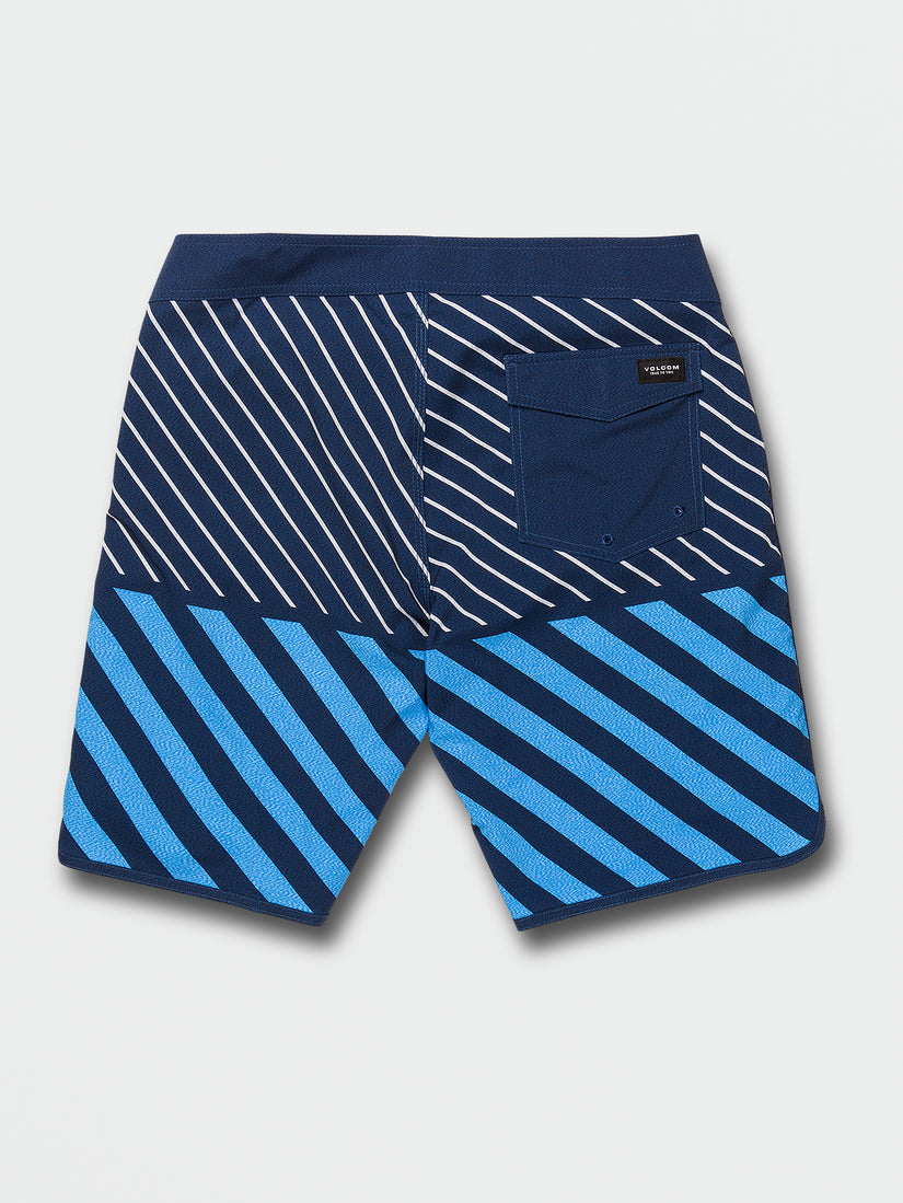 Quarta Scallop Mod-Tech Trunks - Navy (A0822209_NVY) [B]