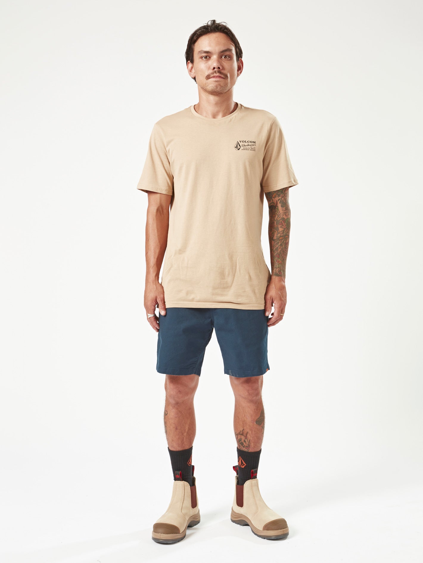 Volcom Workwear Caliper Elastic Waist Shorts - Navy – Volcom Canada