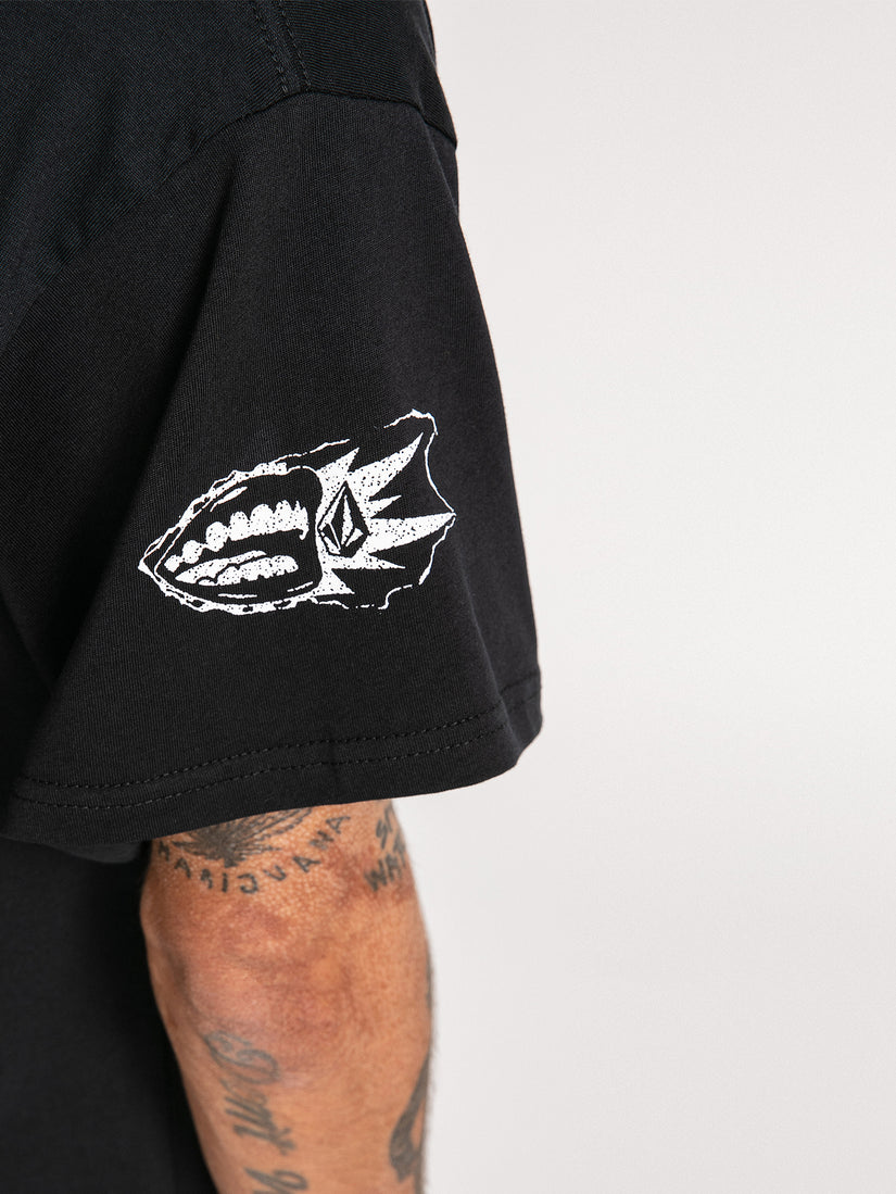 Skate Vitals Short Sleeve Tee - Black (A3532215_BLK) [04]